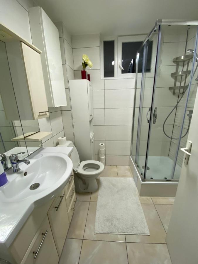 Appartement Deux Chambres Pres De Atomium Brüksel Dış mekan fotoğraf